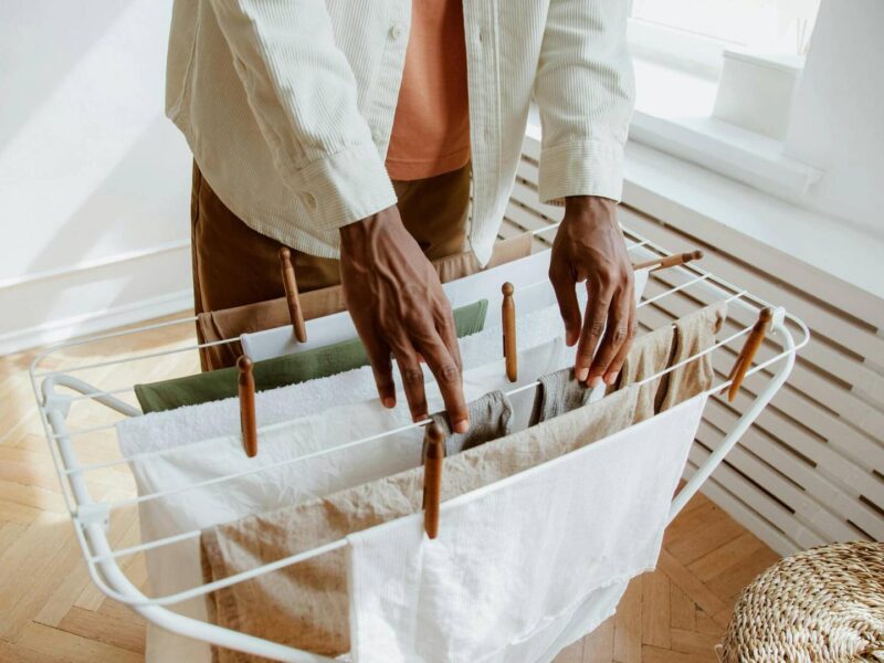 Suszarka na pranie – jak wybrać model w sklepie?